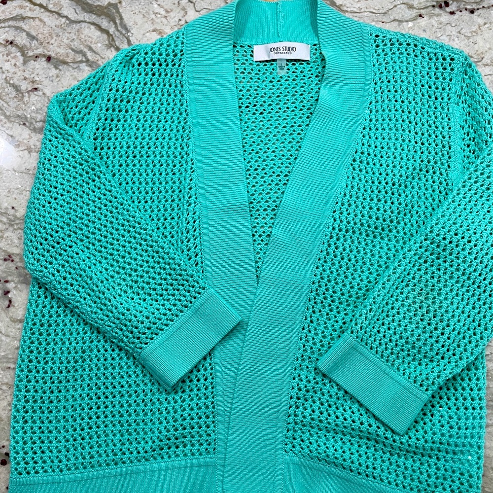 Jones, New York lightweight short sleeve cardigan